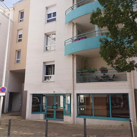Le Pompidou T2 Pour 2 A 4 Pers Avec Parking Prive & Balcon Place Ney Angers Bagian luar foto