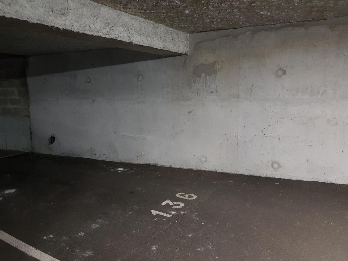 Le Pompidou T2 Pour 2 A 4 Pers Avec Parking Prive & Balcon Place Ney Angers Bagian luar foto