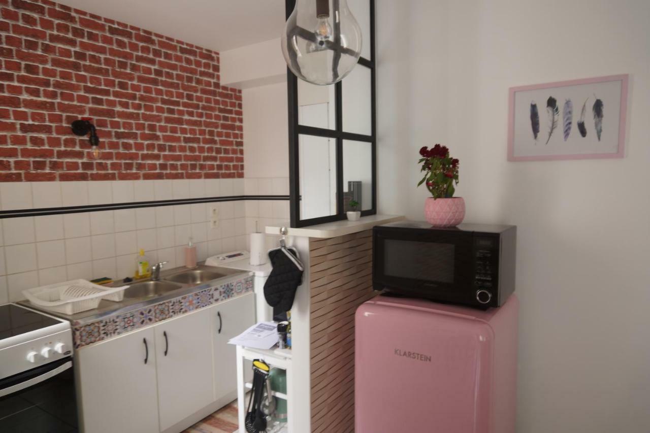 Le Pompidou T2 Pour 2 A 4 Pers Avec Parking Prive & Balcon Place Ney Angers Bagian luar foto
